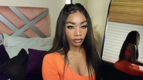 anyelii  online show from 02-12-25, 11:51