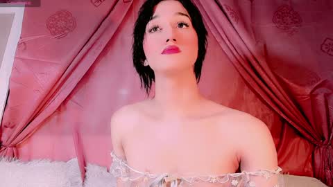 Emely Rous online show from 12-11-24, 08:15