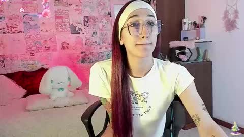 Emely Rous online show from 12-17-25, 01:22