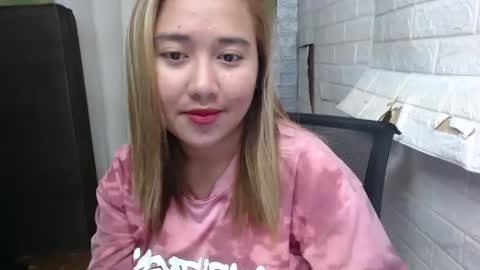 Snapshot of emely_slutxxx chatting on 01-13-25, 02:18 Emely online show from 01-13-25, 02:18