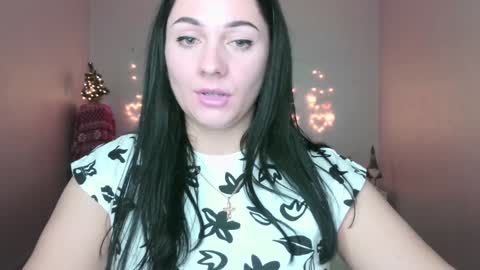 Emely online show from 12-23-24, 02:02