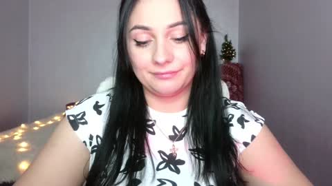 Emely online show from 01-15-25, 03:54