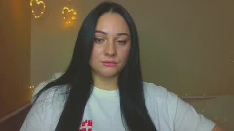 Emely online show from 10-22-25, 09:25