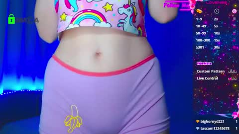 Snapshot of emelycrystal chatting on 11-29-25, 02:47 Emely online show from 11-29-25, 02:47