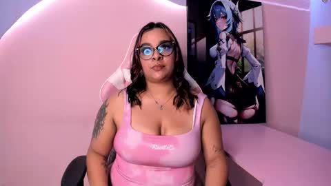 Snapshot of emelymuller chatting on 02-28-26, 03:51 Emely online show from 02-28-26, 03:51