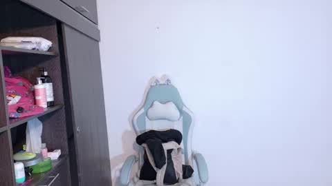 sabrina online show from 12-05-25, 03:37