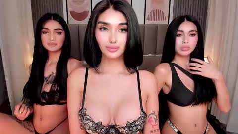 Emerald online show from 10-04-25, 01:25