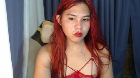 Snapshot of emere_kai_24xxx chatting on 07-13-26, 10:51 Chelle dont forget to folloe me and thumps up online show from 07-13-26, 10:51