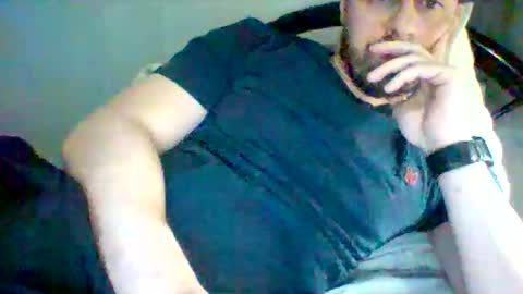 Snapshot of emgee88 chatting on 04-09-26, 07:41 emgee88 online show from 04-09-26, 07:41