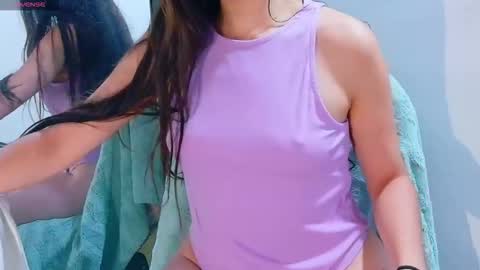 Emmily Roberts online show from 10-13-25, 04:34