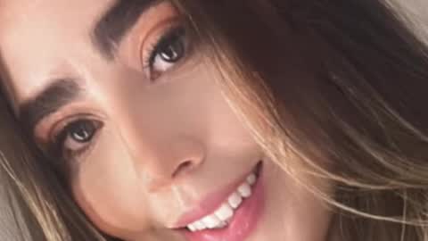 Snapshot of emi_royse chatting on 01-09-26, 01:19 emi_royse online show from 01-09-26, 01:19