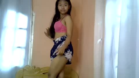 Snapshot of emiehottie chatting on 07-01-26, 05:42 Ami online show from 07-01-26, 05:42