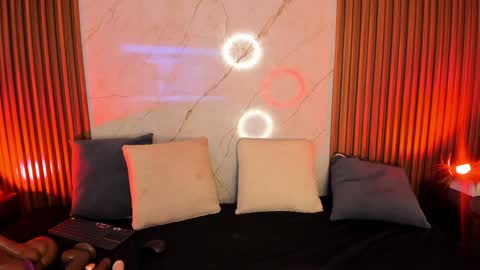 Snapshot of emiilycollins1 chatting on 02-03-25, 08:57 online show from 02-03-25, 08:57