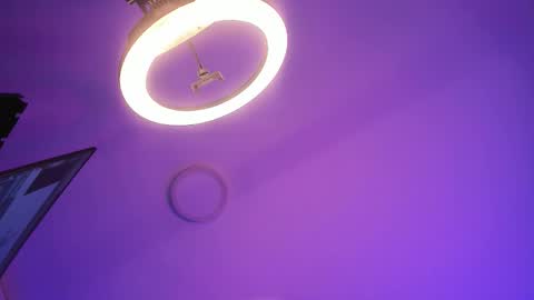 Snapshot of emiilycollins1 chatting on 09-15-25, 03:17 online show from 09-15-25, 03:17