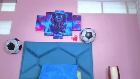 Snapshot of emiilysthone chatting on 06-23-26, 12:25 emiilysthone online show from 06-23-26, 12:25