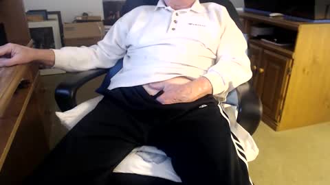 Terrance1st online show from 12-17-25, 03:18