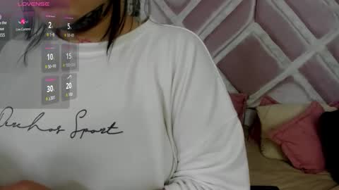 emilayton_ online show from 10-17-25, 06:21