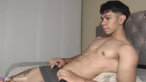 emile_239 online show from 03-02-25, 12:20