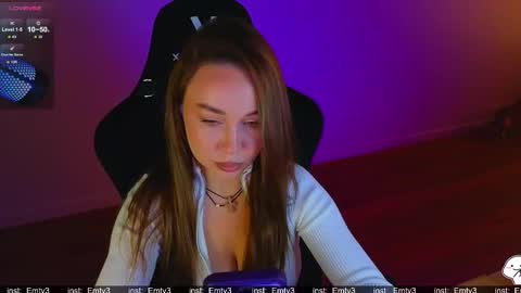 Emili online show from 03-21-26, 10:31