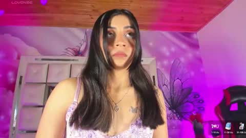 Snapshot of emili_clark chatting on 03-01-26, 04:14 Emili clark online show from 03-01-26, 04:14