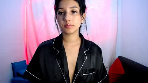 Snapshot of emili_riders chatting on 12-30-24, 11:59 emili riders online show from 12-30-24, 11:59