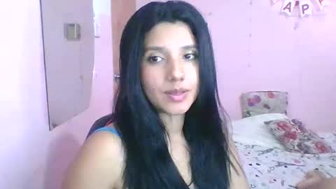 Snapshot of emili_riders chatting on 03-29-26, 04:29 emili riders online show from 03-29-26, 04:29