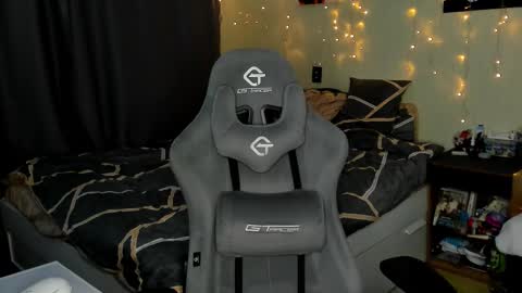 Snapshot of emili_sweet__ chatting on 02-14-25, 05:46 emili_sweet__ online show from 02-14-25, 05:46