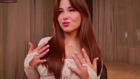 emilia_dream online show from 11-06-25, 04:30