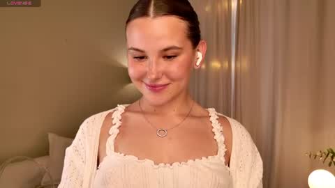 emilia_dream online show from 06-23-26, 06:17