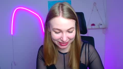 Emilia online show from 03-05-26, 06:31