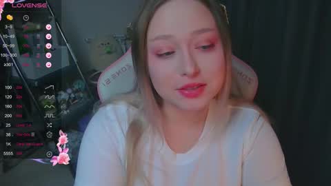 emiliaaah online show from 02-07-26, 11:47