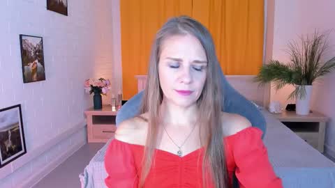 Snapshot of emiliabedy chatting on 10-01-25, 09:15 Emilia Bedy online show from 10-01-25, 09:15