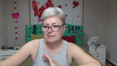 EmiliaGree online show from 10-19-25, 05:08