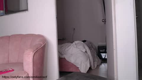 Snapshot of emilianita chatting on 11-22-25, 04:44 emilianita online show from 11-22-25, 04:44