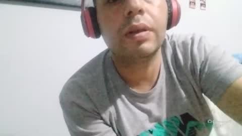 Snapshot of emilianohotroom chatting on 07-25-26, 08:50 Lenny pirona online show from 07-25-26, 08:50