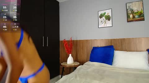 Snapshot of emilibonnie chatting on 12-13-25, 11:21 emilibonnie online show from 12-13-25, 11:21