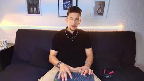 Snapshot of emiliocum_24 chatting on 06-27-26, 03:22 EMILIOCUM online show from 06-27-26, 03:22