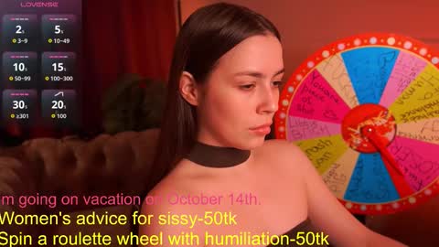 Snapshot of emiliyaroude chatting on 10-12-25, 12:48  Emiliya  online show from 10-12-25, 12:48