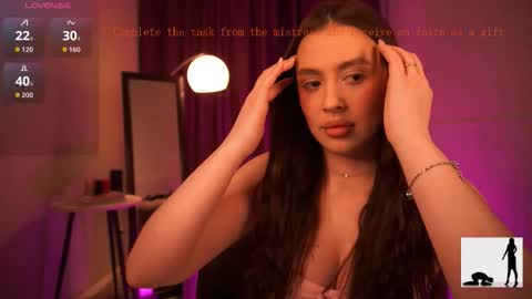 Snapshot of emiliyaroude chatting on 12-14-25, 12:54 Emiliya online show from 12-14-25, 12:54