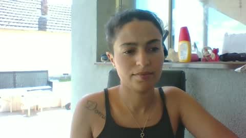 Snapshot of emilly_daniel chatting on 06-16-26, 11:57 Emilly and Daniel online show from 06-16-26, 11:57