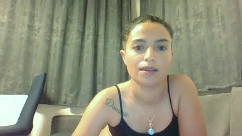 Snapshot of emilly_daniel chatting on 06-17-26, 11:38 Emilly and Daniel online show from 06-17-26, 11:38
