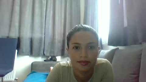 Snapshot of emilly_daniel chatting on 06-23-26, 10:02 Emilly and Daniel online show from 06-23-26, 10:02