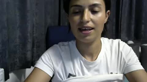 Snapshot of emilly_daniel chatting on 07-05-26, 06:59 Emilly and Daniel online show from 07-05-26, 06:59