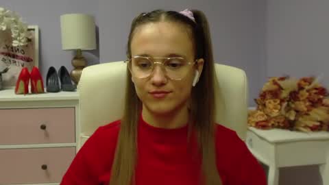 Emilly online show from 12-03-24, 10:50