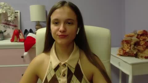 Emilly online show from 12-12-24, 11:07