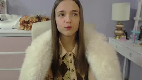 Emilly online show from 02-05-26, 07:57