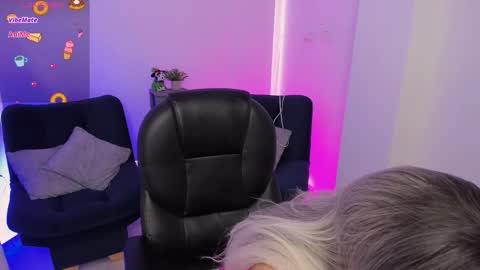 Emily online show from 01-13-26, 12:32