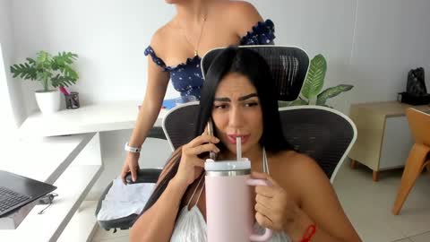 Emilly  online show from 09-12-25, 01:55