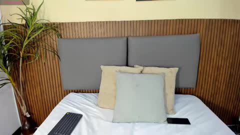 emillyharper_ online show from 10-06-25, 03:37