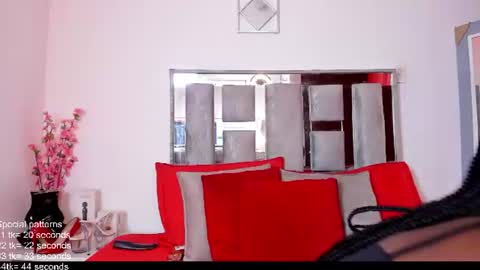 Emilly Roa online show from 06-11-26, 07:23